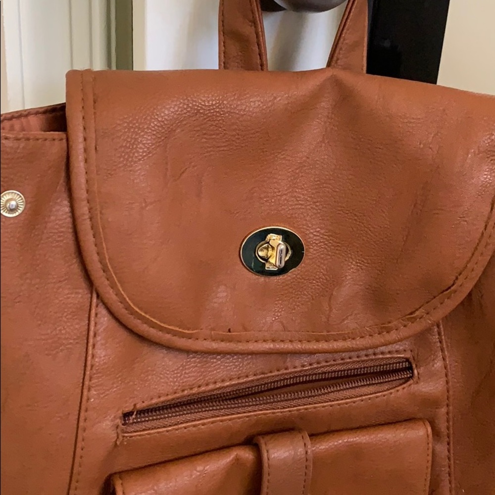 Backpack - Picture 2 of 3